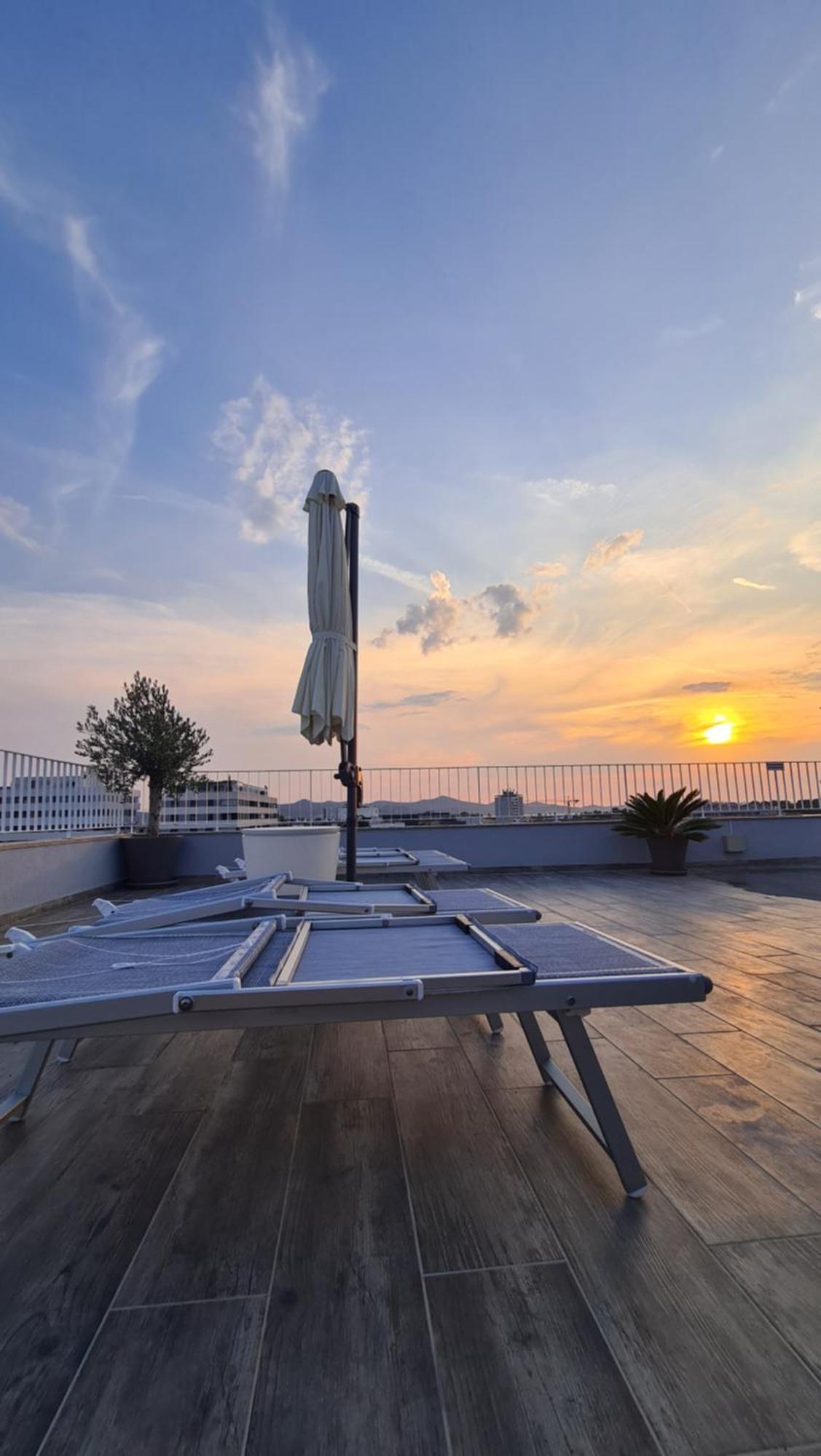Zadar Sunset Penthouse With Spectacular View And Jacuzzi Appartement Buitenkant foto